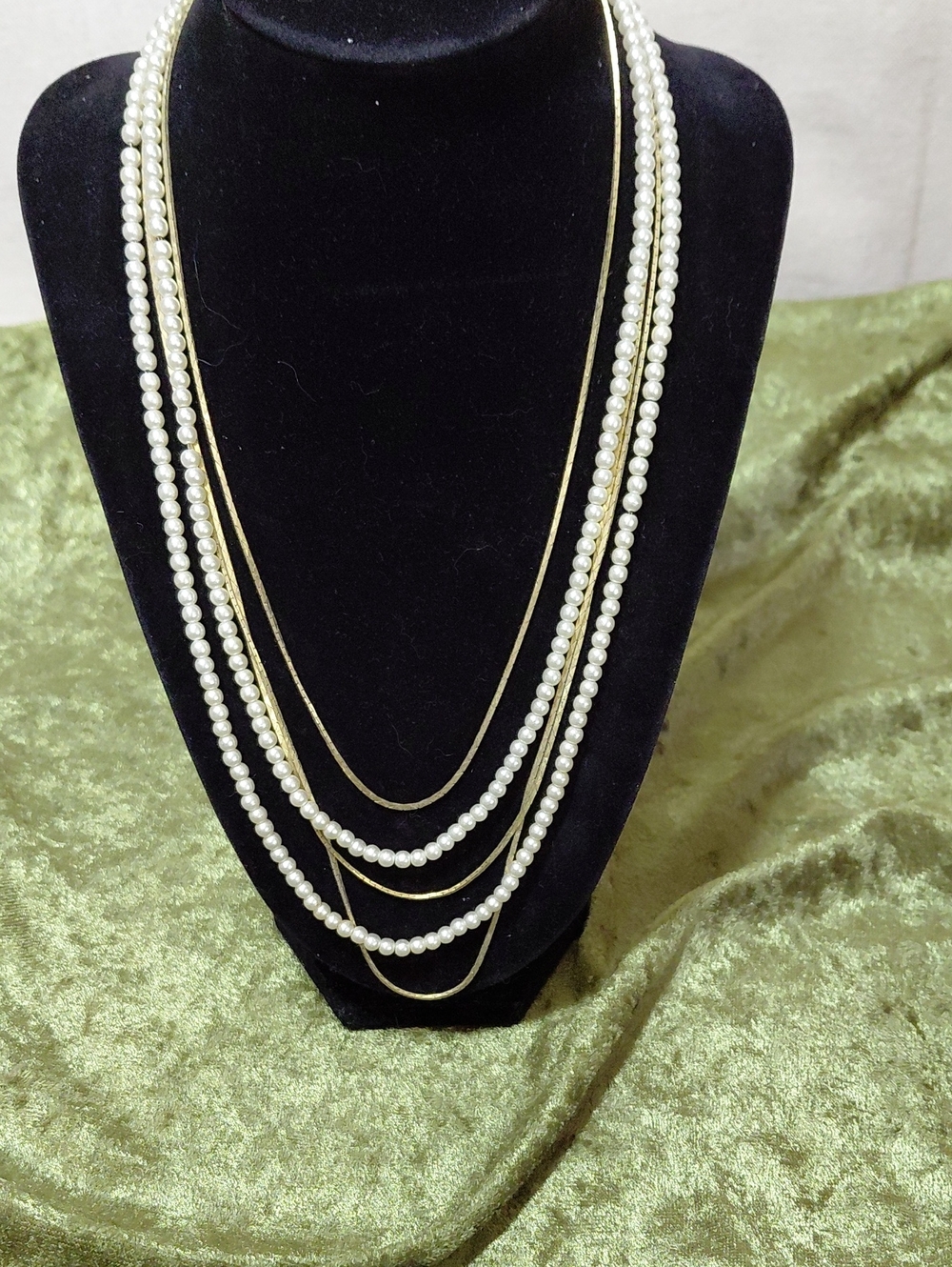 Vintage Pearl & Gold Multi-Strand Necklace - White and Gold